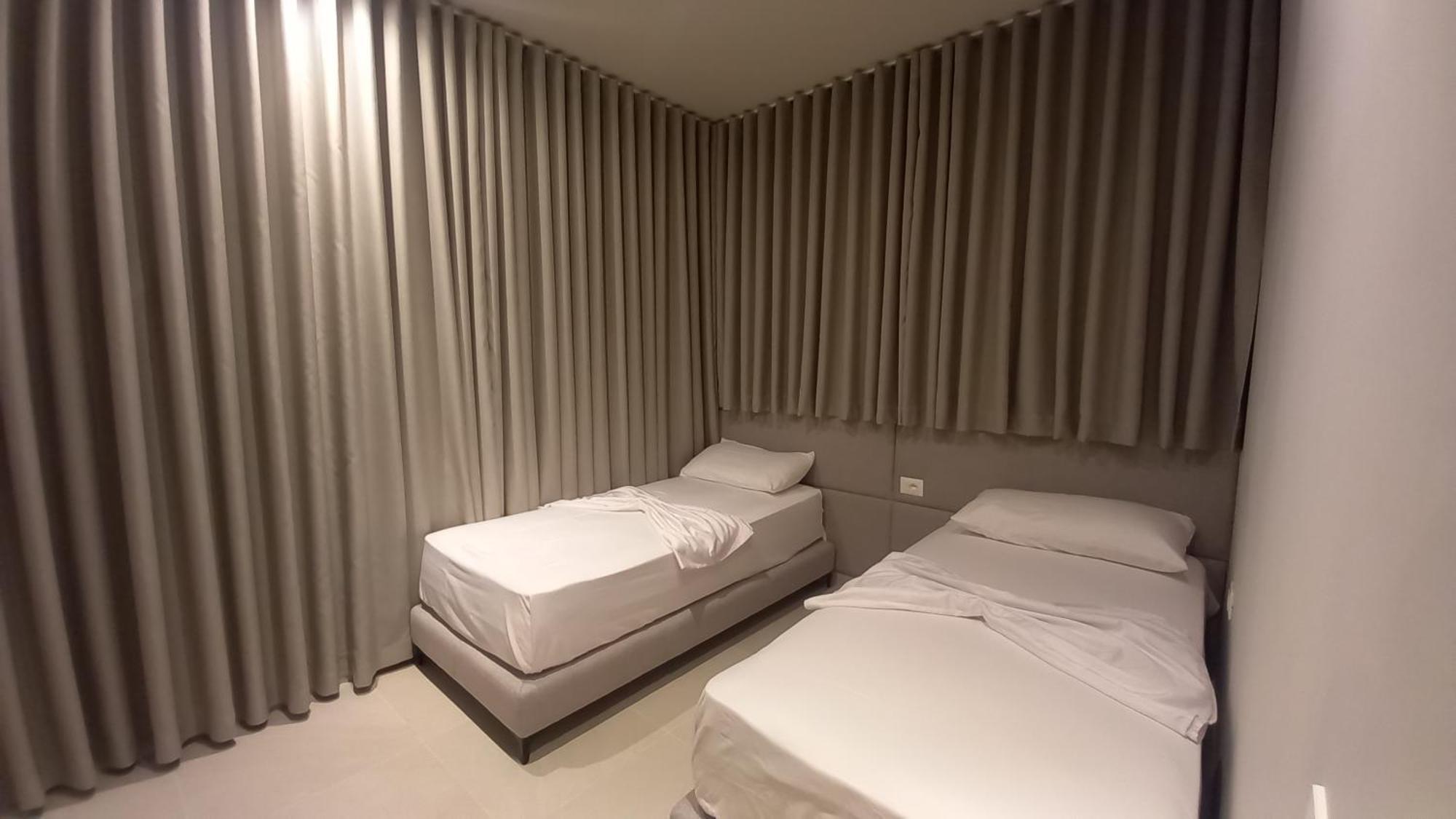 Hotel Aglon Vlorë Eksteriør billede