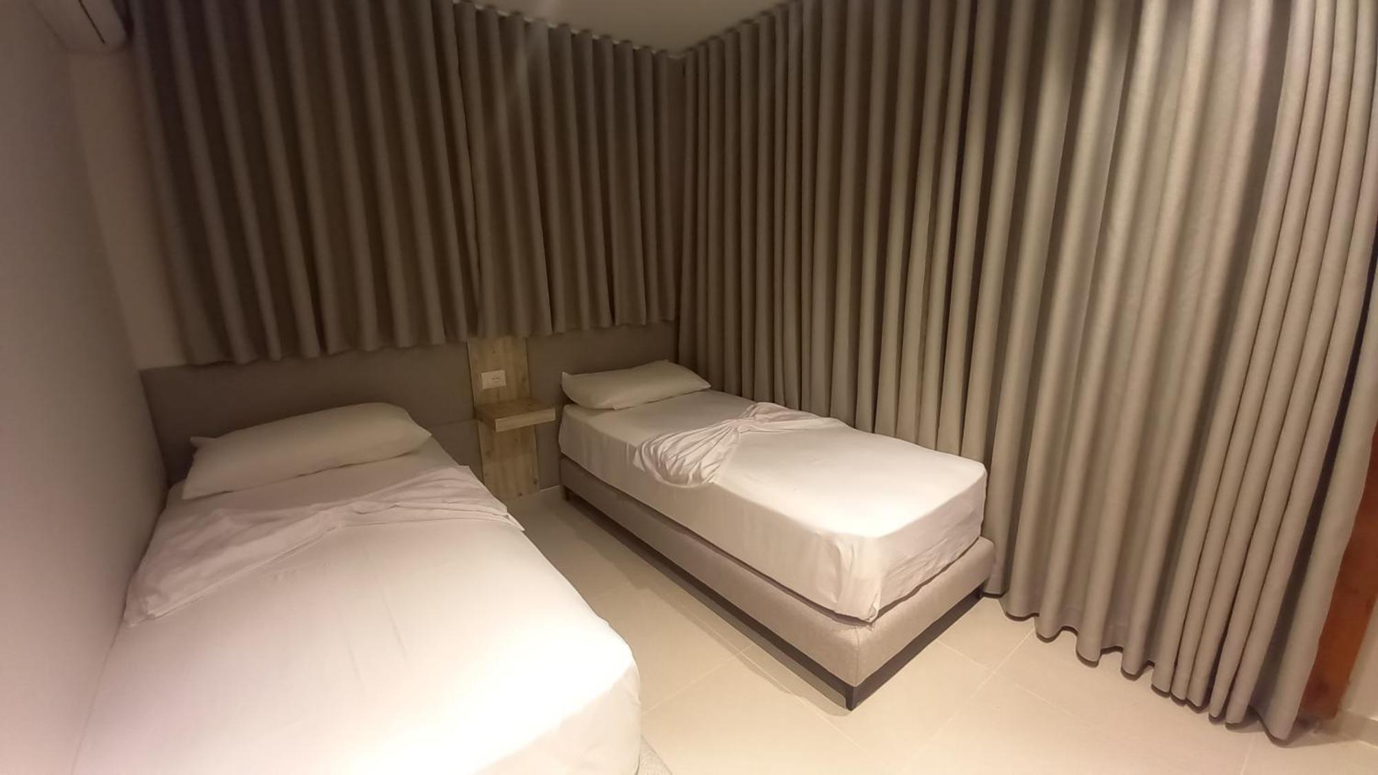 Hotel Aglon Vlorë Eksteriør billede