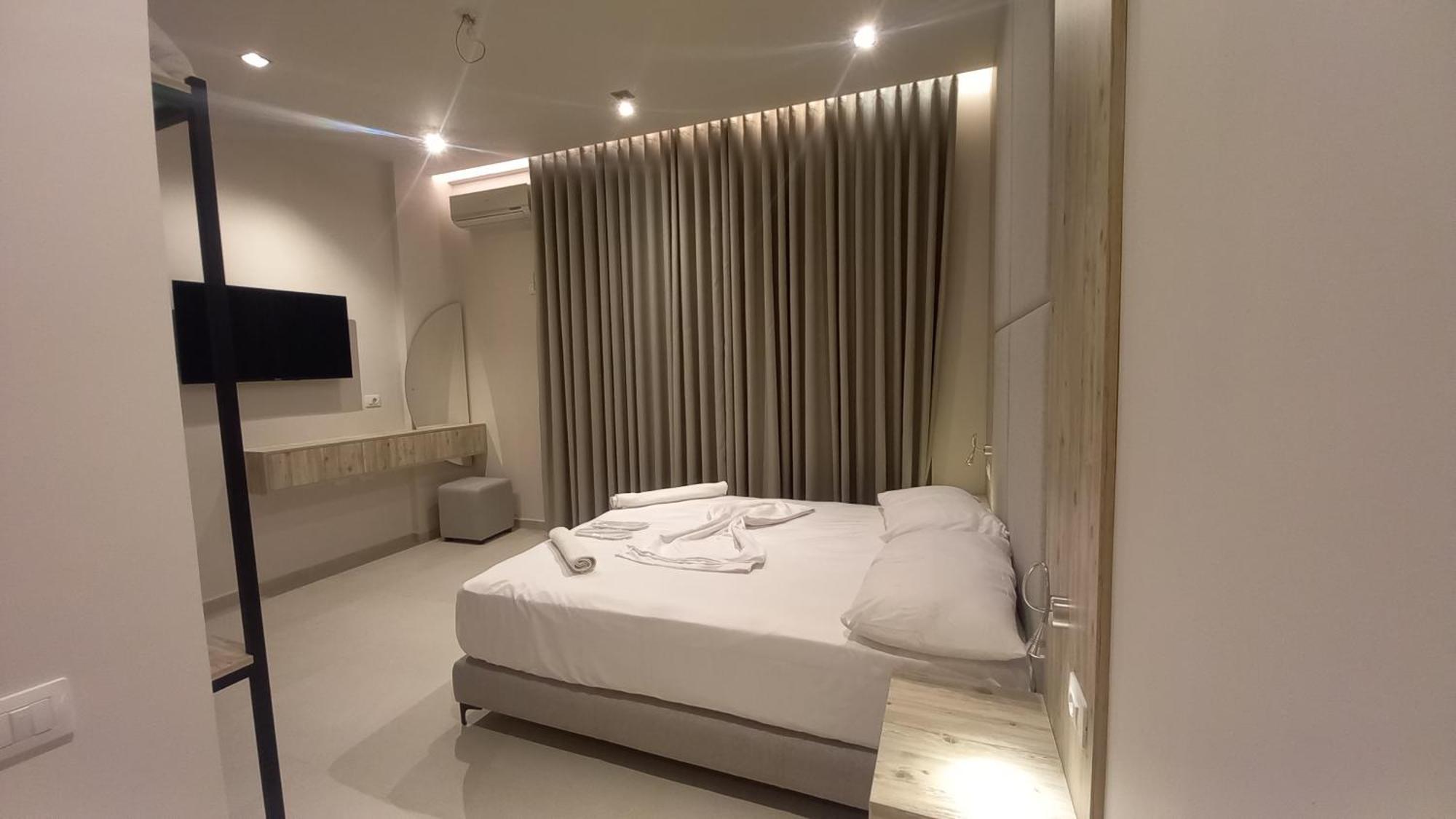 Hotel Aglon Vlorë Eksteriør billede